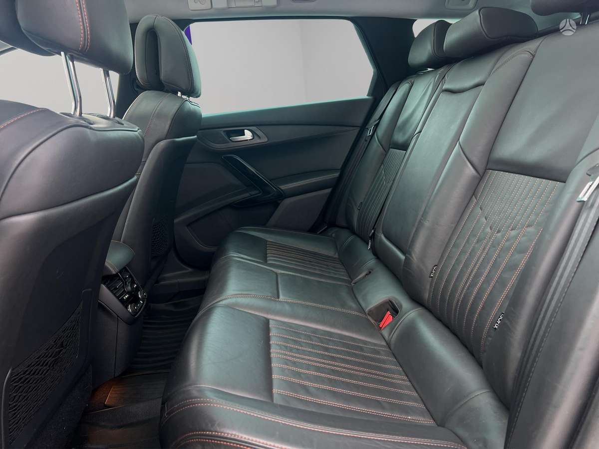 Peugeot 508 2012 — photo 11