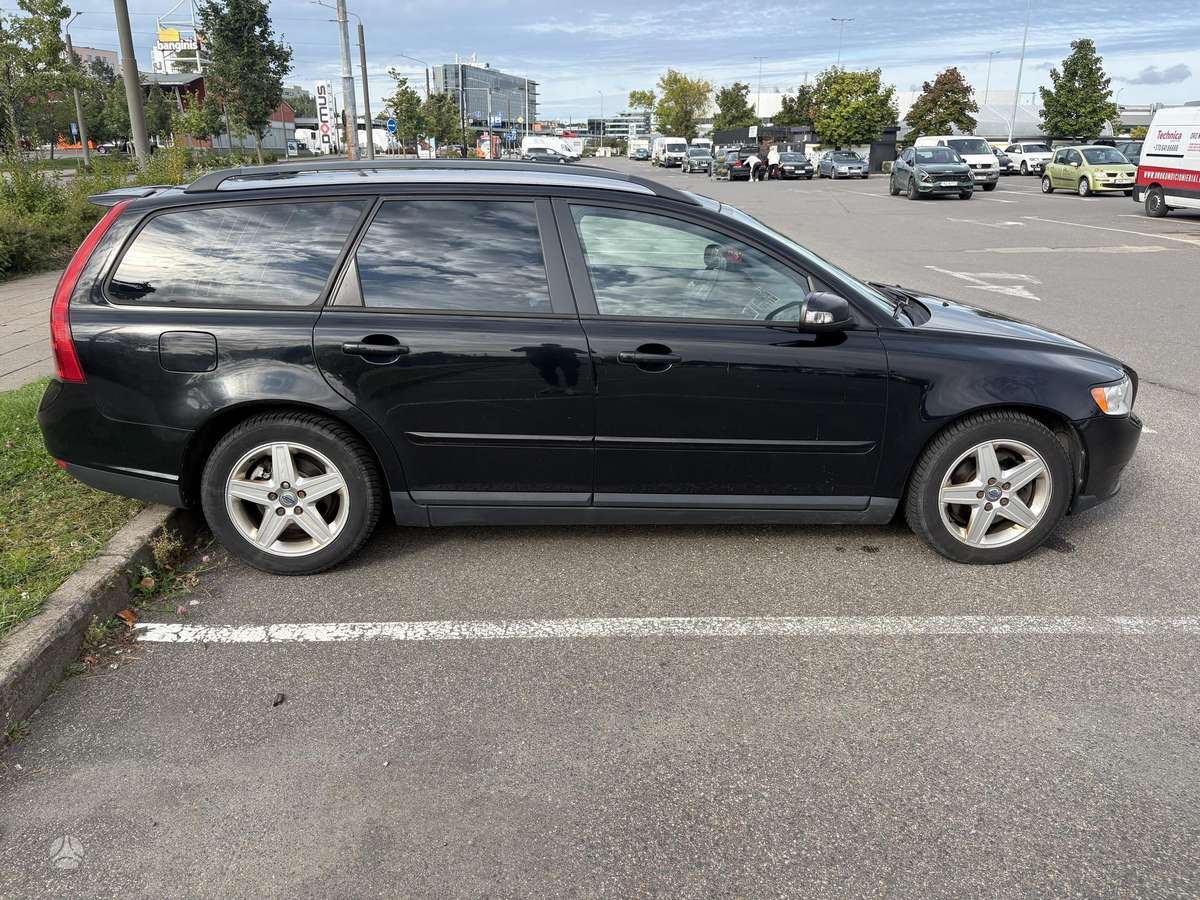 Volvo V50 2008 — photo 6