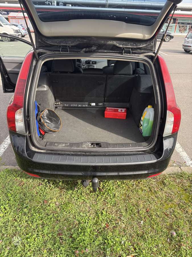 Volvo V50 2008 — photo 8