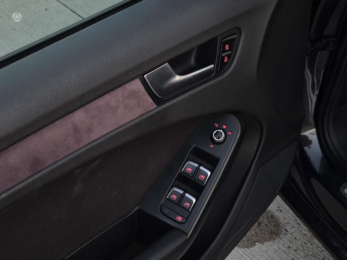 Audi A4 2012 — photo 14