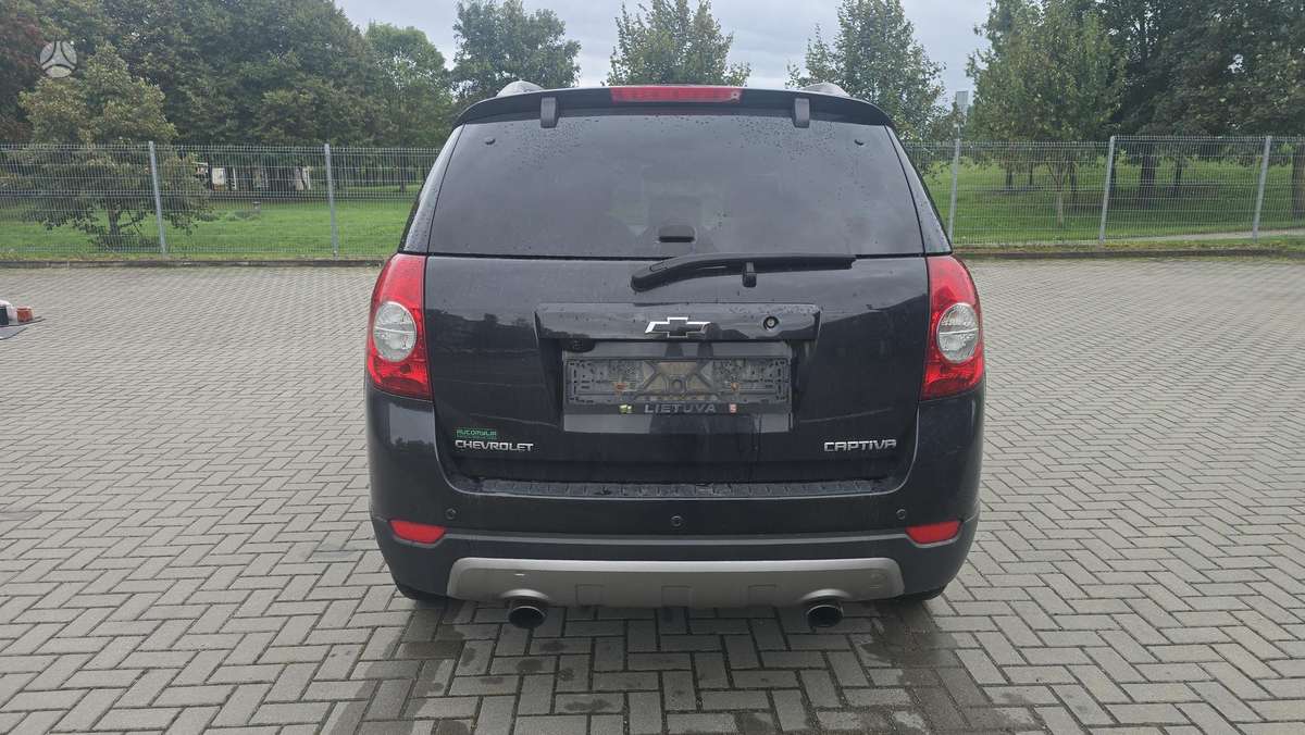 Chevrolet Captiva 2012 — двигун 2200 cm³, 163 HP (120kW)