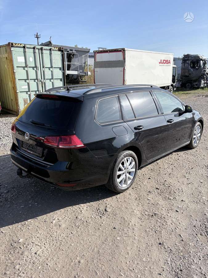 Volkswagen Golf 2014 — вигляд ззаду