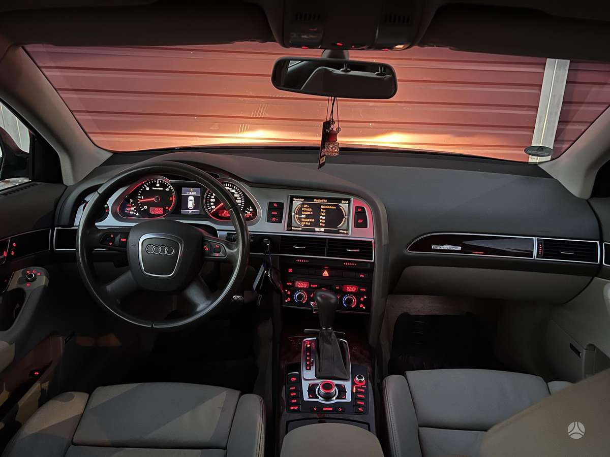 Audi A6 2009 — photo 17