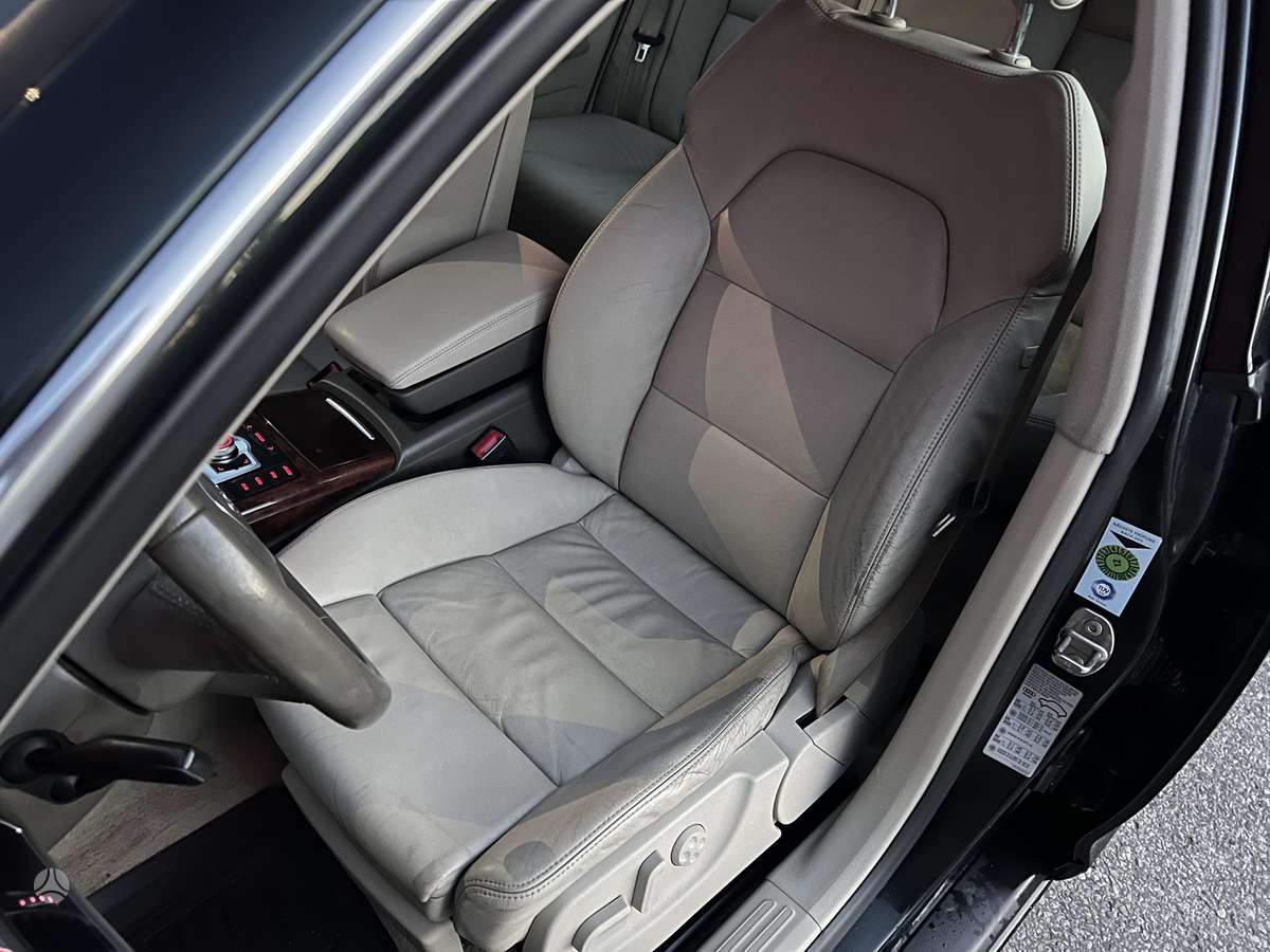 Audi A6 2009 — photo 19