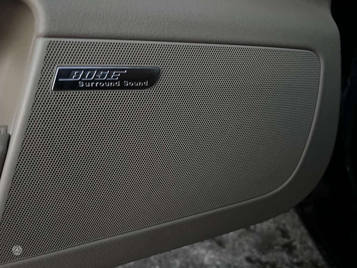 Audi A6 2009 — photo 27