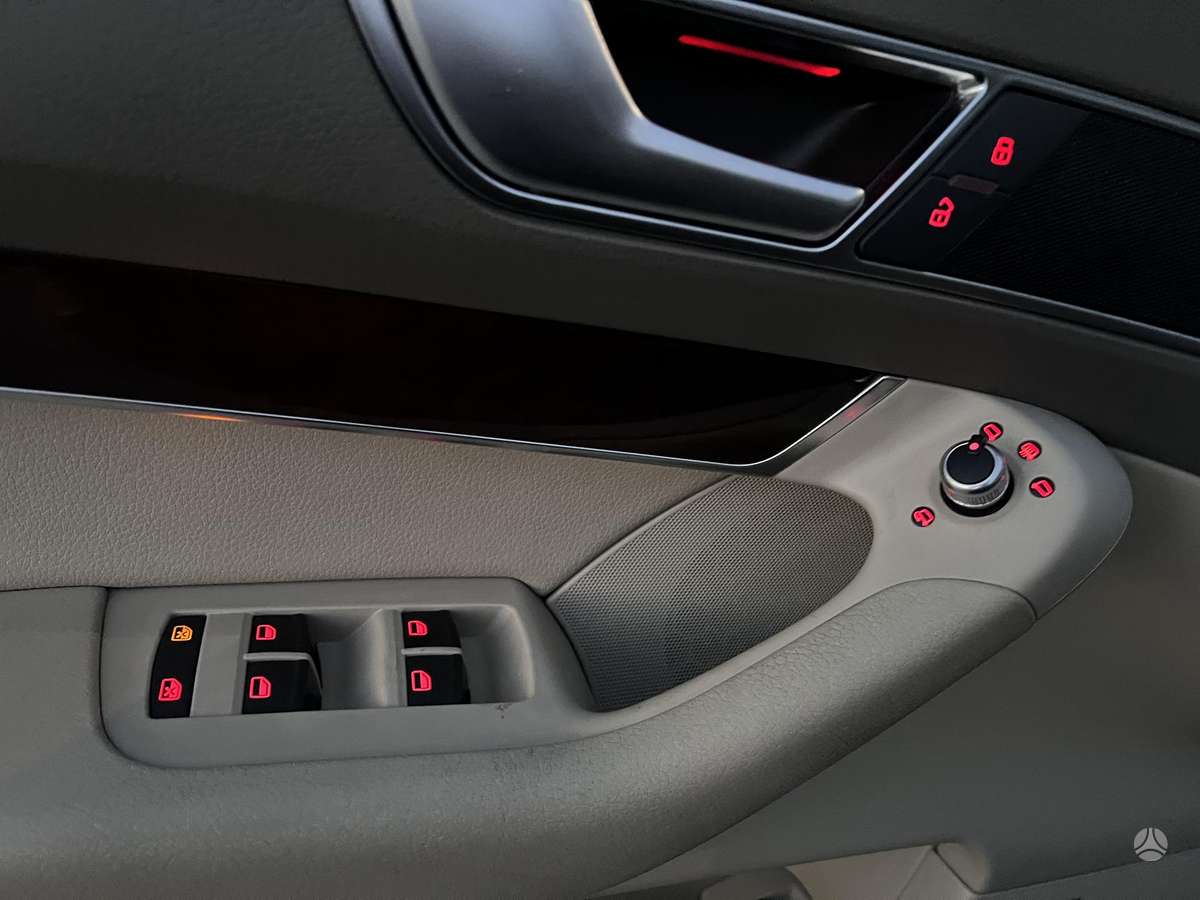 Audi A6 2009 — photo 28