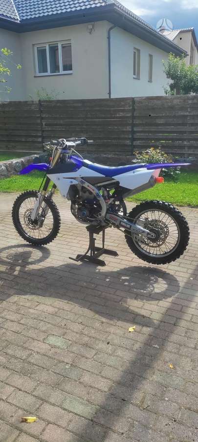 Yamaha YZF, 2015