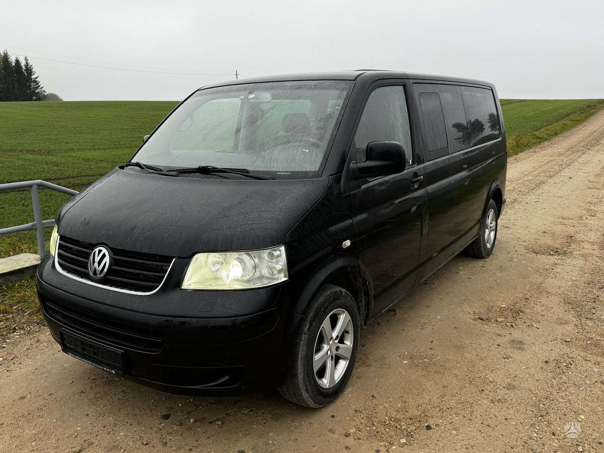 Volkswagen Caravelle 2007 — салон