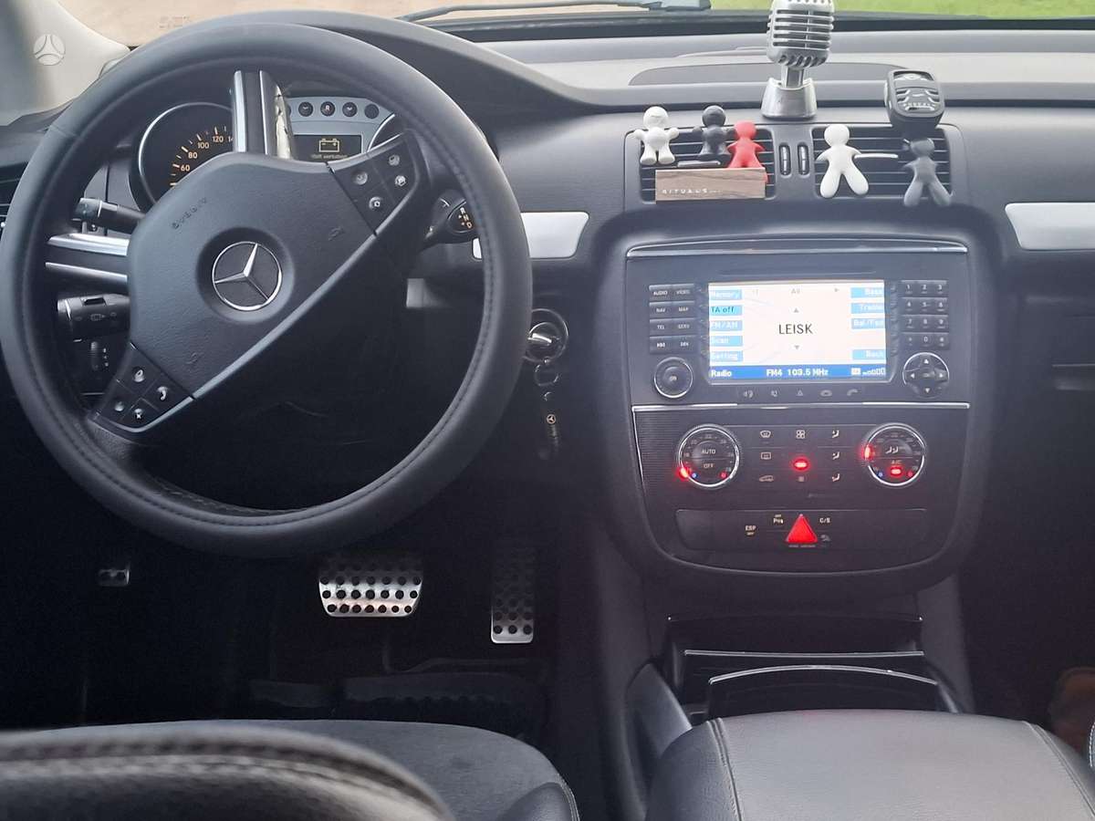Mercedes-Benz R320 2006 — photo 7