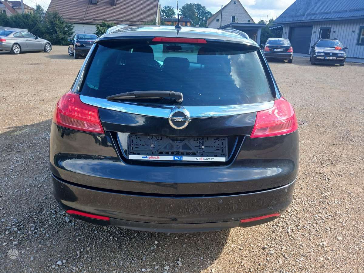 Opel Insignia 2012 — photo 6