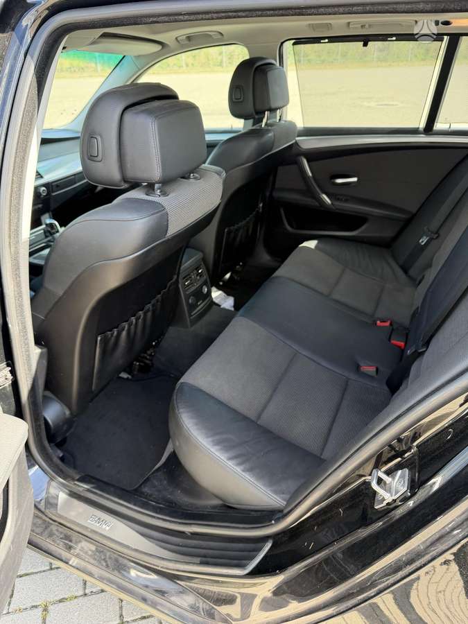 BMW 520 2009 — photo 15