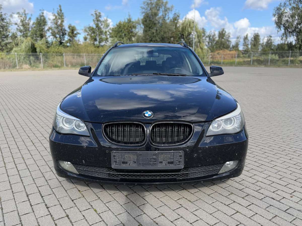 BMW 520 2009 — photo 8