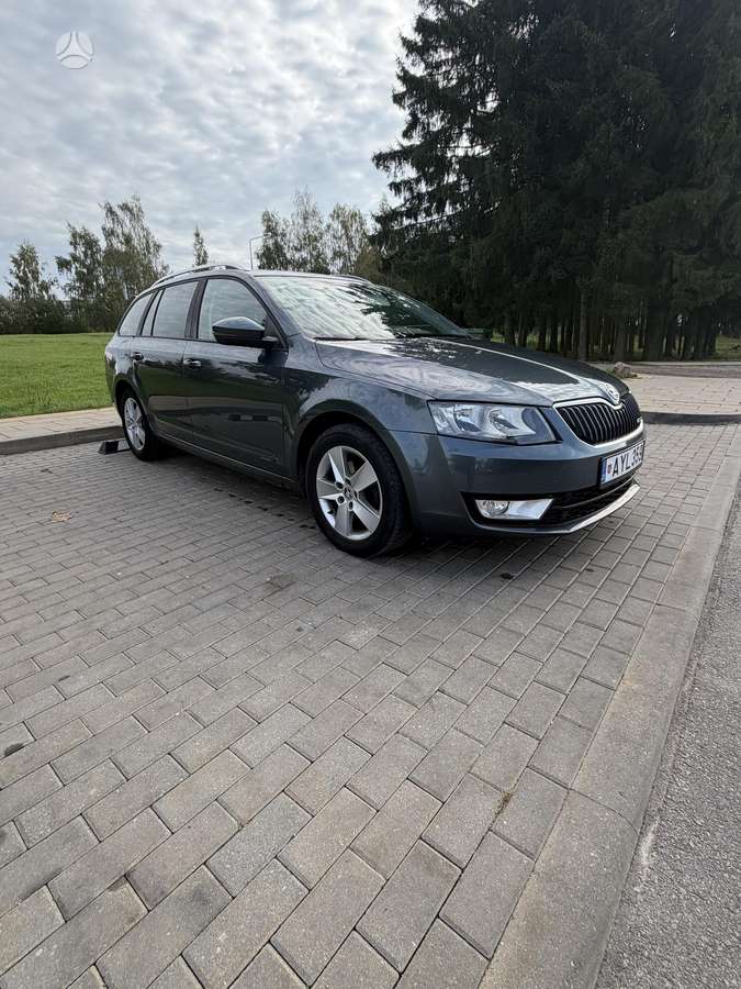 Skoda Octavia 2014 — interior