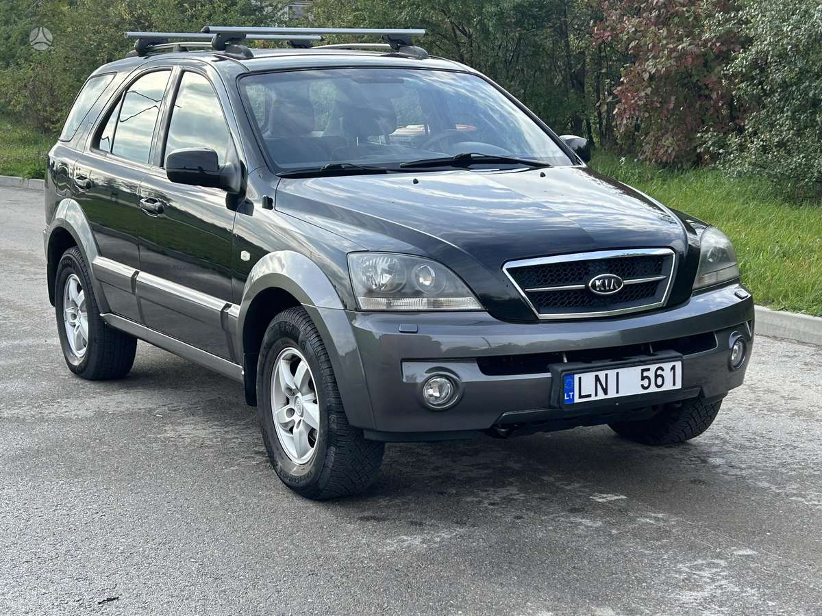Kia Sorento 2006 — interior