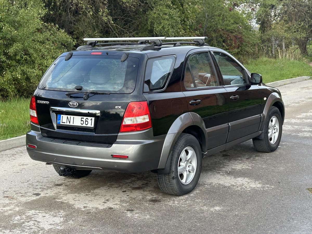Kia Sorento 2006 — engine 2500 cm³, 140 HP (103kW)