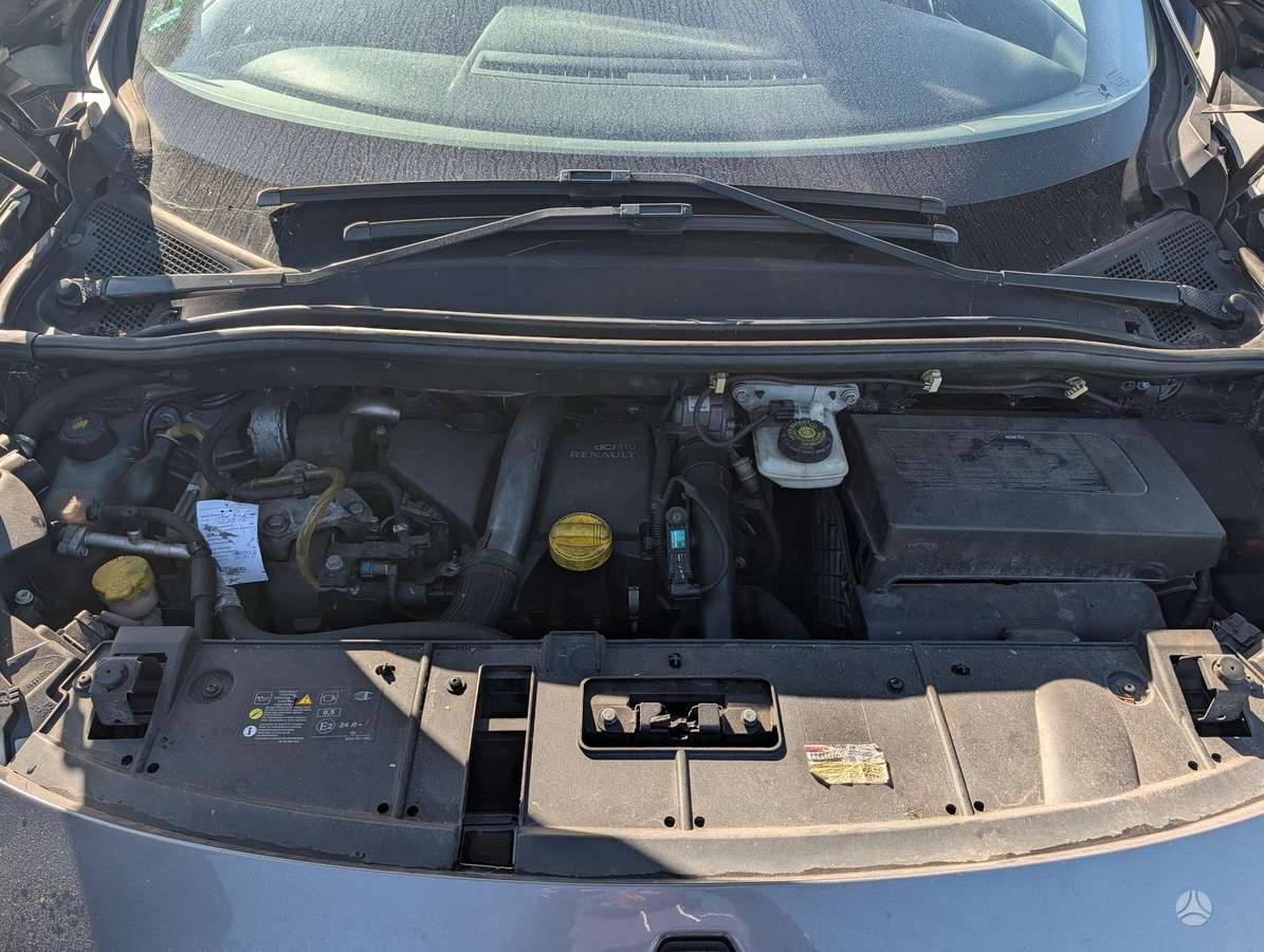 Renault Grand 2012 — photo 11