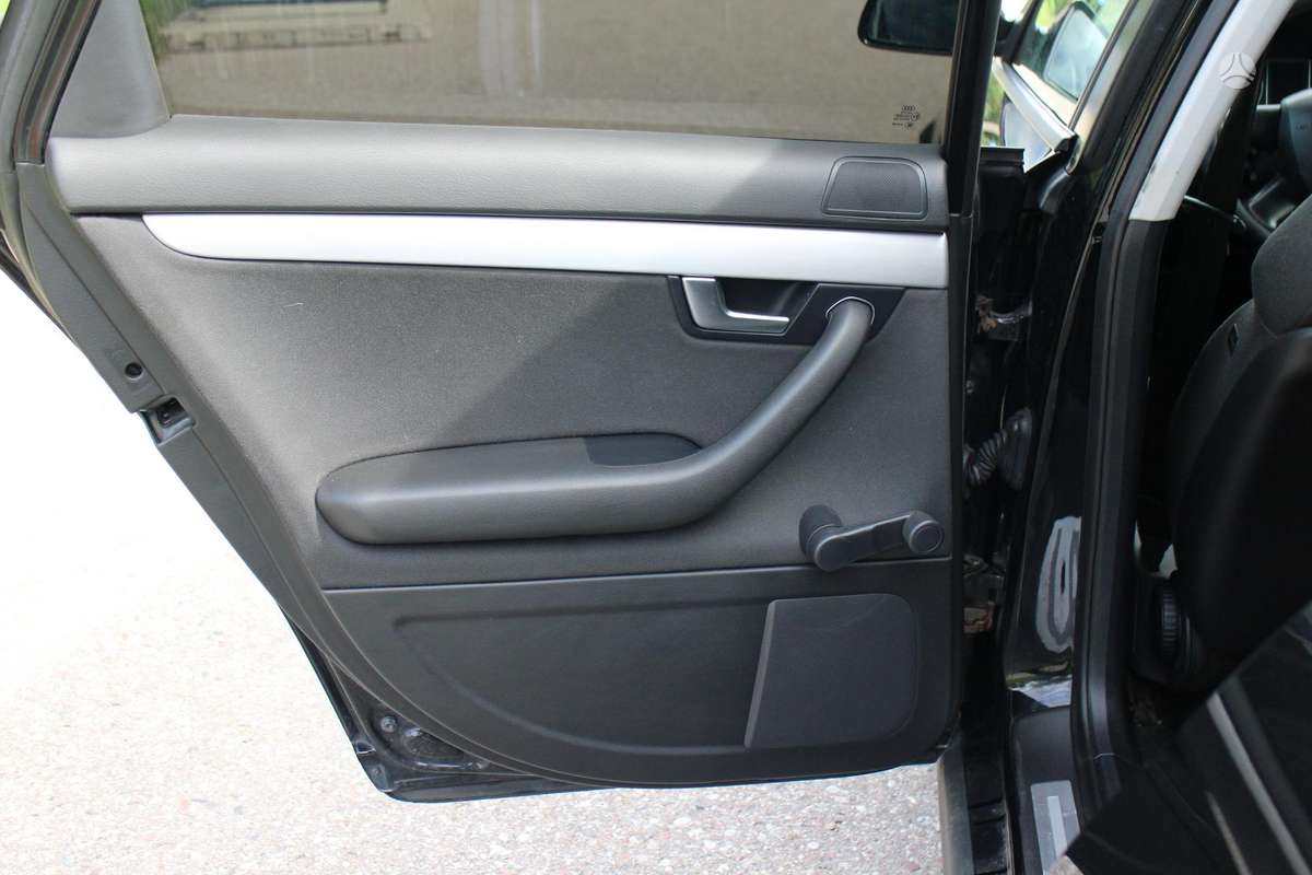 Audi A4 2008 — photo 15