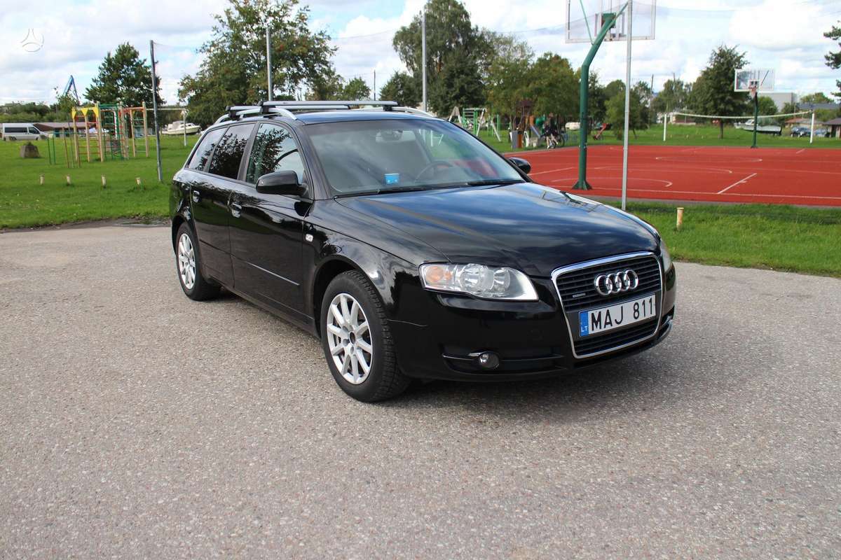 Audi A4 2008 — interior