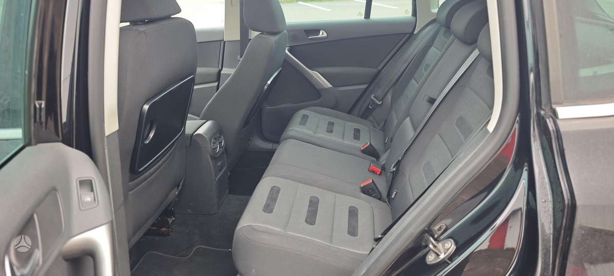 Volkswagen Tiguan 2009 — photo 14