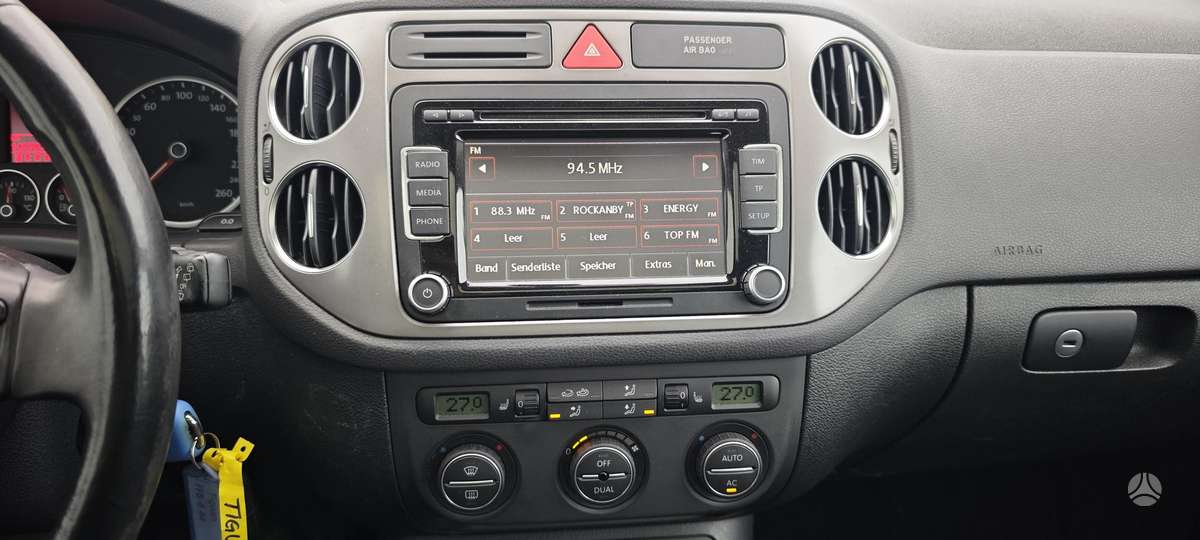 Volkswagen Tiguan 2009 — photo 16