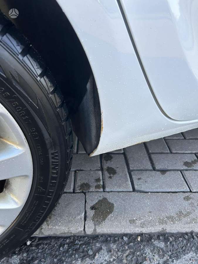 Opel Astra 2013 — photo 10