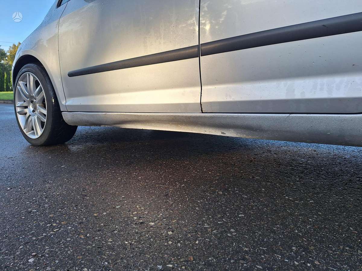 Volkswagen Golf 2005 — photo 6