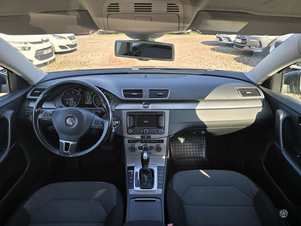 Volkswagen Passat 2012 — photo 10