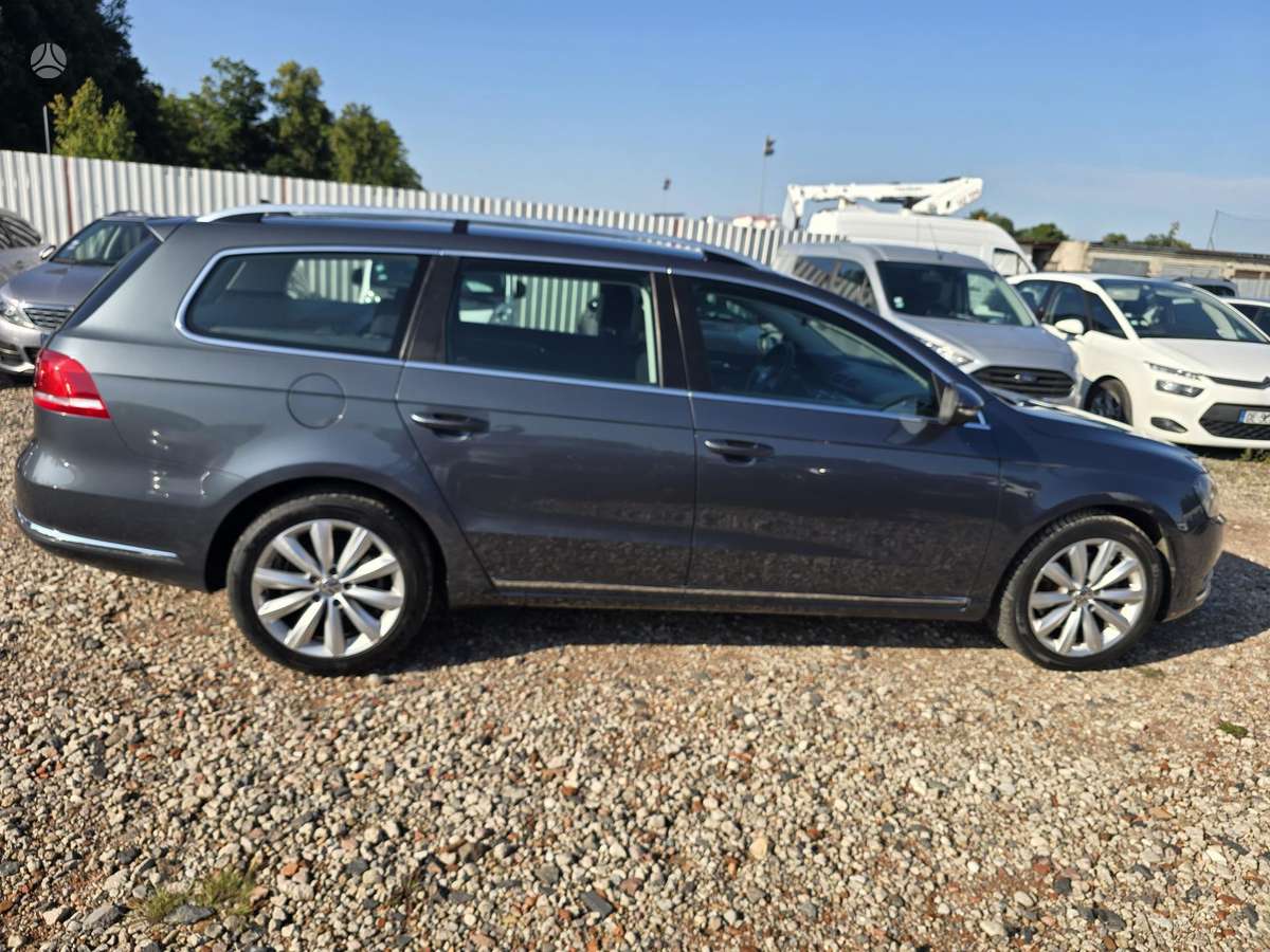 Volkswagen Passat 2012 — photo 9