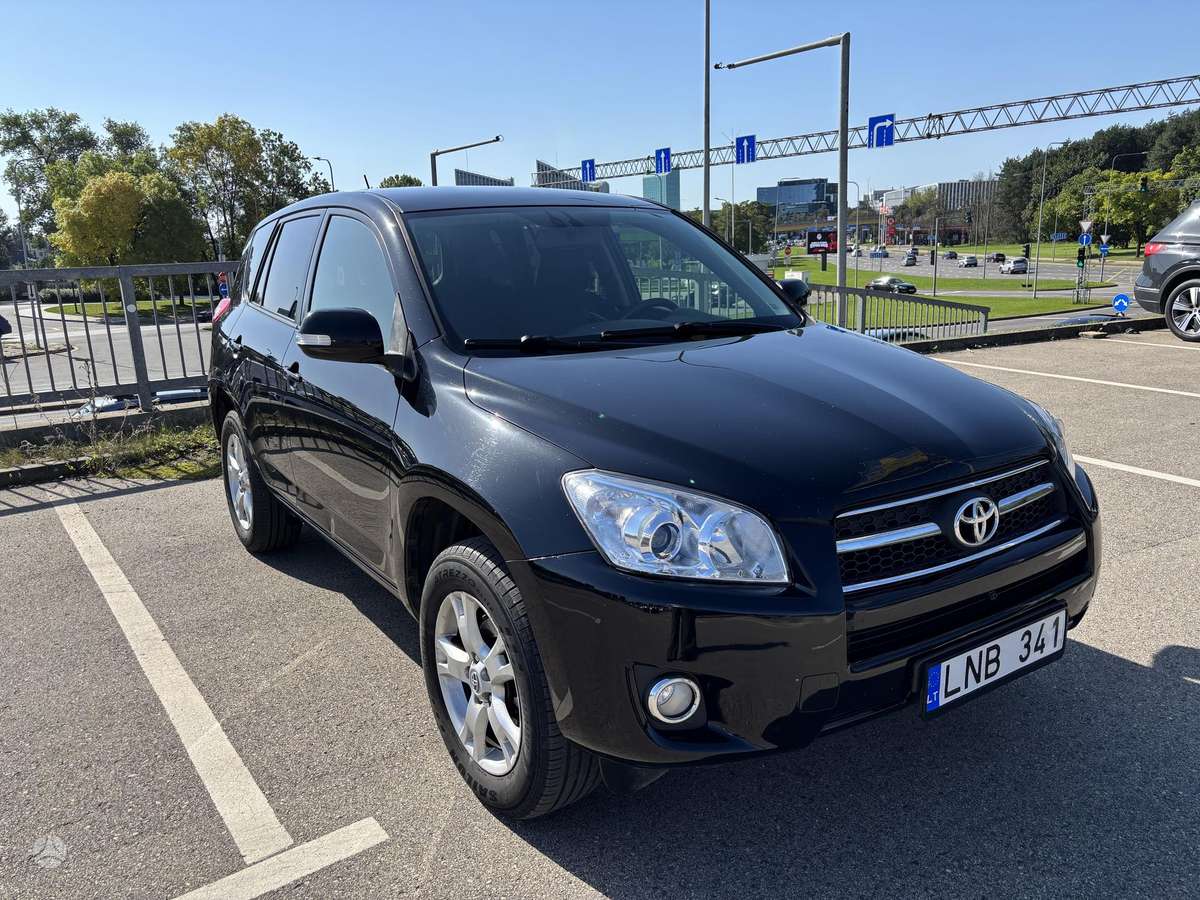 Toyota RAV4 2009 — vehicle for AFU Ukraine