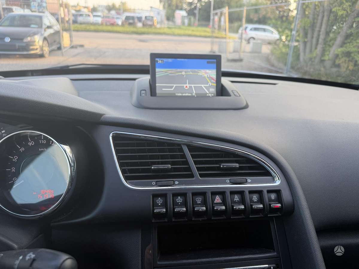Peugeot 3008 2015 — photo 12