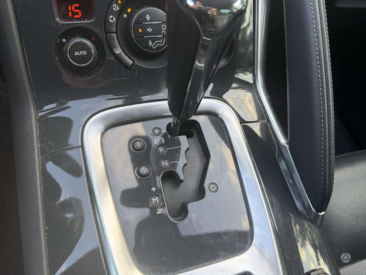 Peugeot 3008 2015 — photo 14