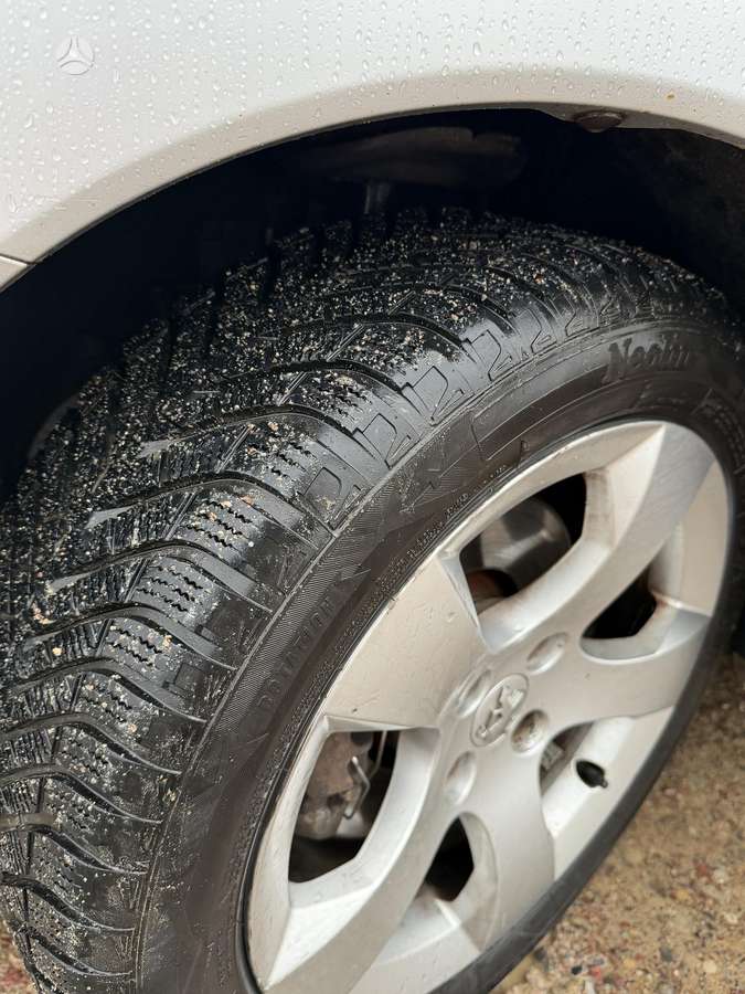 Peugeot 3008 2009 — photo 11