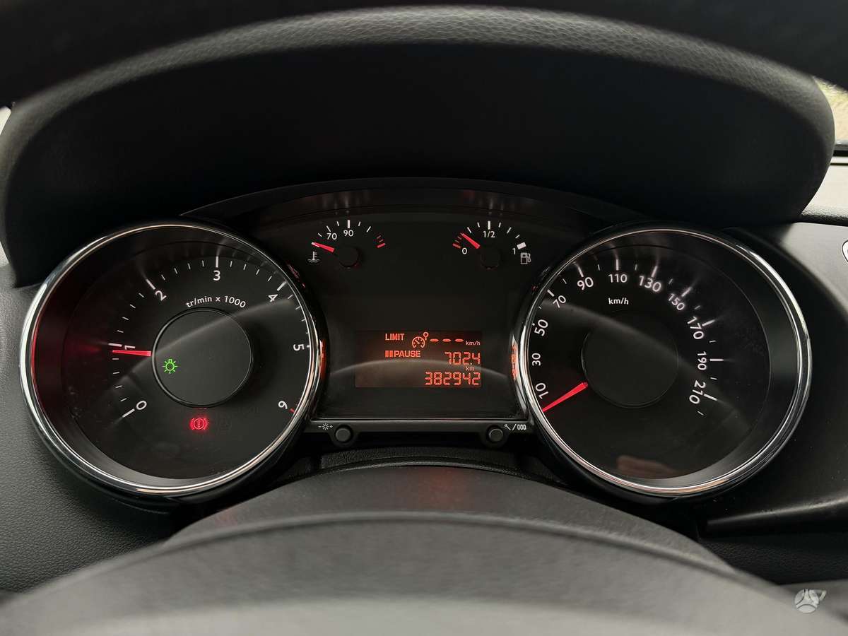 Peugeot 3008 2009 — photo 19