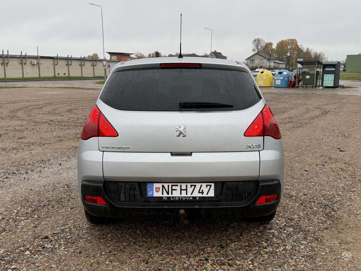 Peugeot 3008 2009 — engine 2000 cm³, 150 HP (110kW)