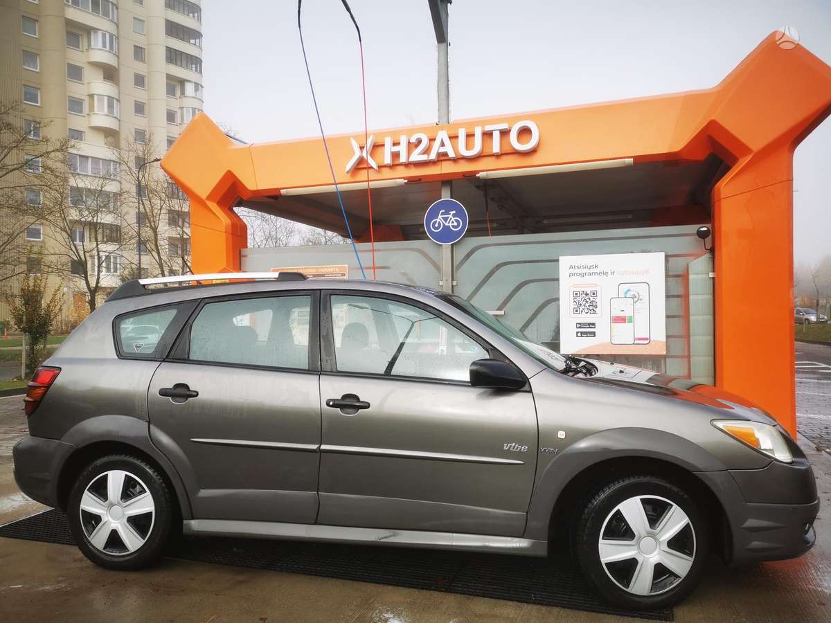 Pontiac Vibe 2005 — photo 29