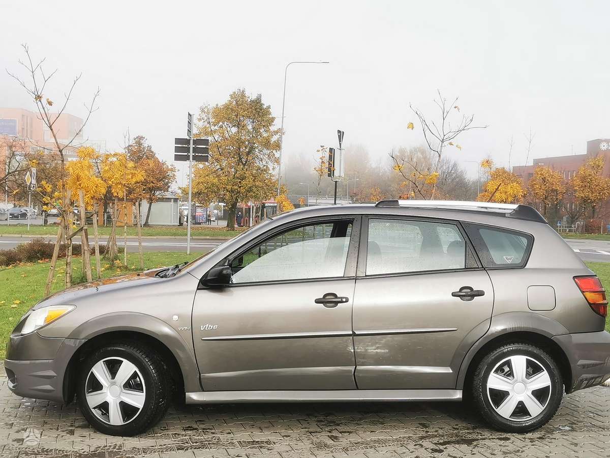 Pontiac Vibe 2005 — photo 34