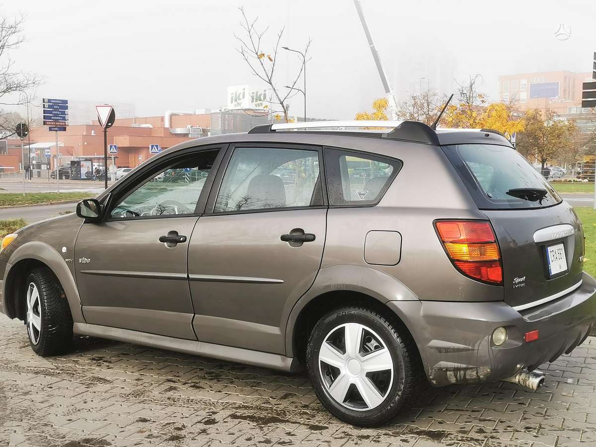 Pontiac Vibe 2005 — photo 39