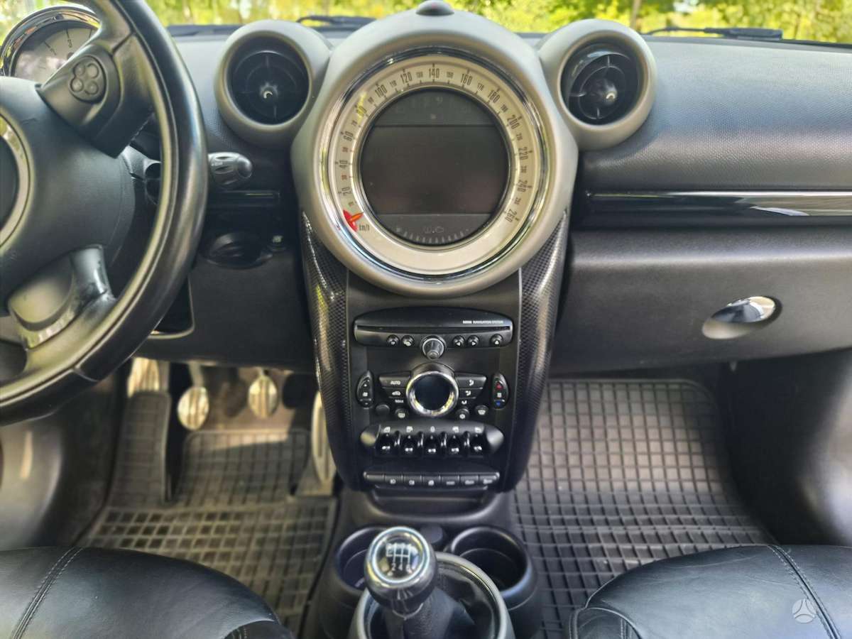Mini Countryman 2011 — photo 20