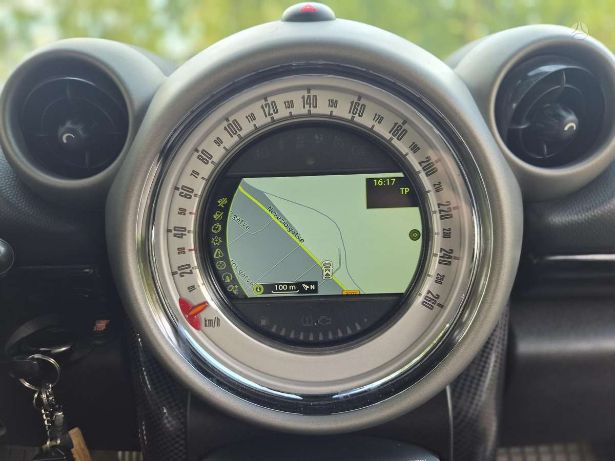 Mini Countryman 2011 — photo 21