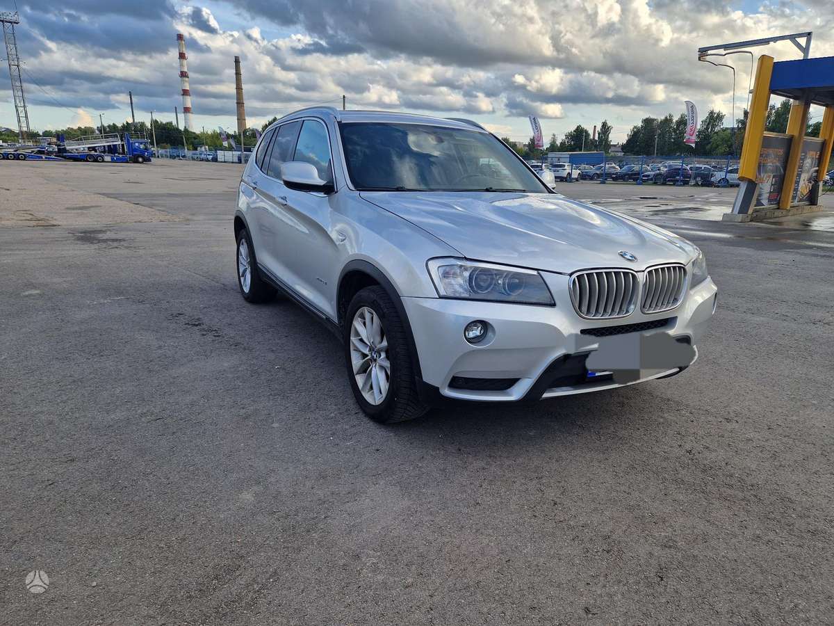 BMW X3 2013 — вигляд ззаду