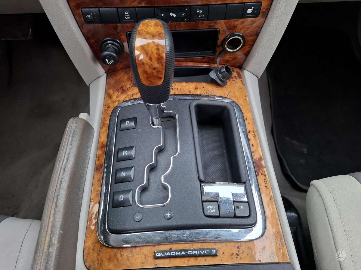 Jeep Grand 2006 — photo 16