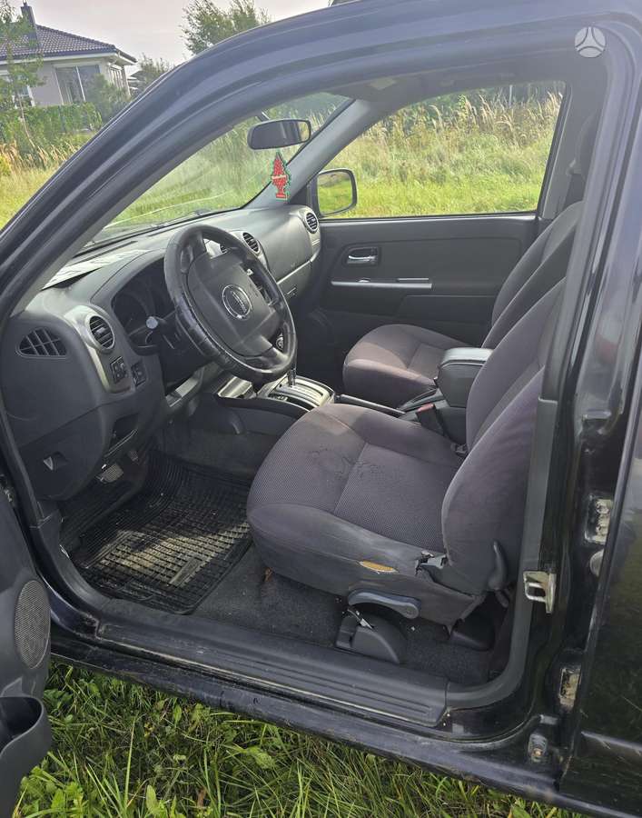 Isuzu D-Max 2008 — engine 2999 cm³, 163 HP (120kW)