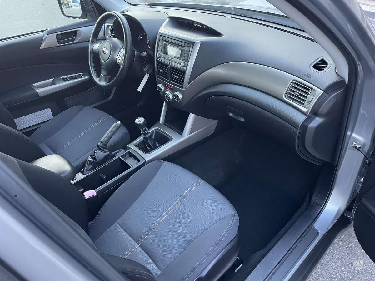 Subaru Forester 2009 — photo 16