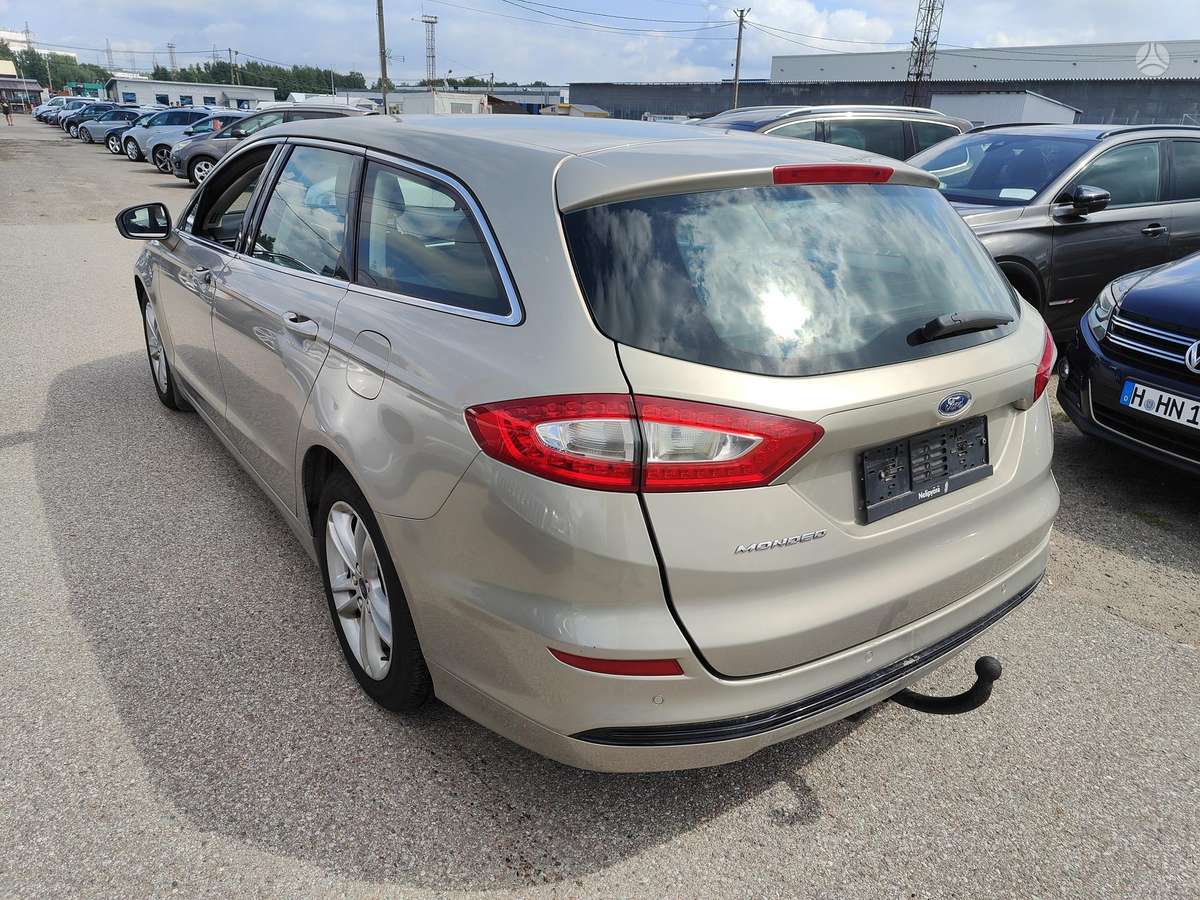 Ford Mondeo 2015 — engine 1560 cm³