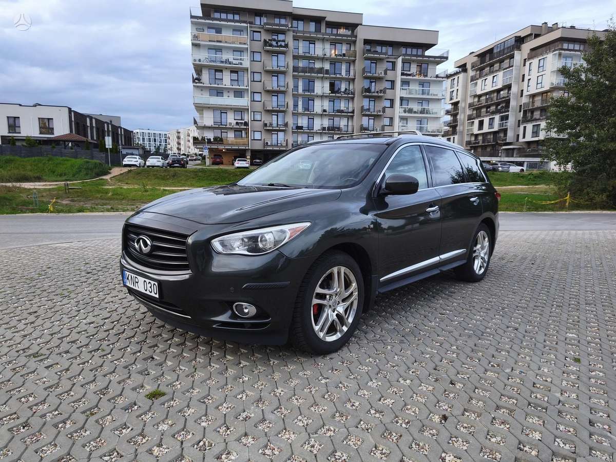 Infiniti JX35, 2013