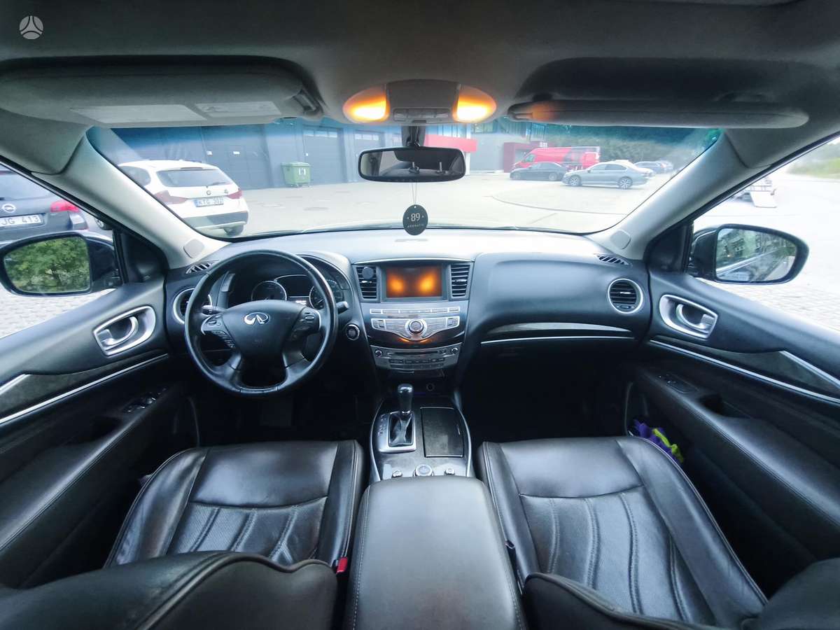 Infiniti JX35 2013 — photo 11