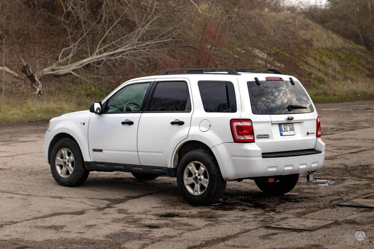 Ford Escape 2009 — photo 14