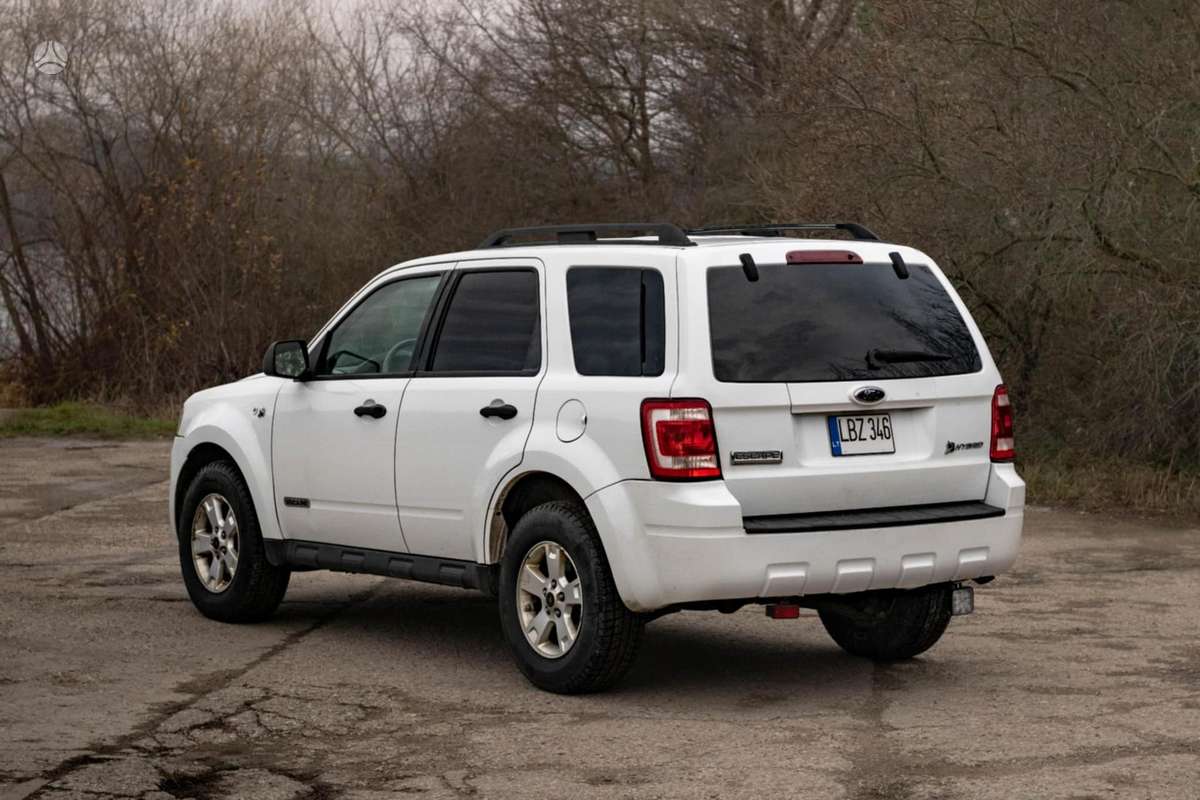 Ford Escape 2009 — interior