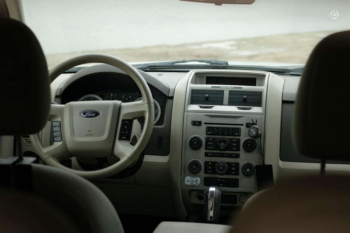 Ford Escape 2009 — photo 7