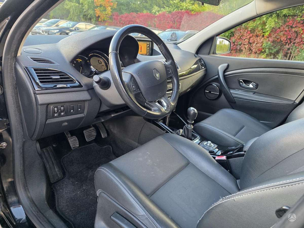 Renault Megane 2013 — photo 10
